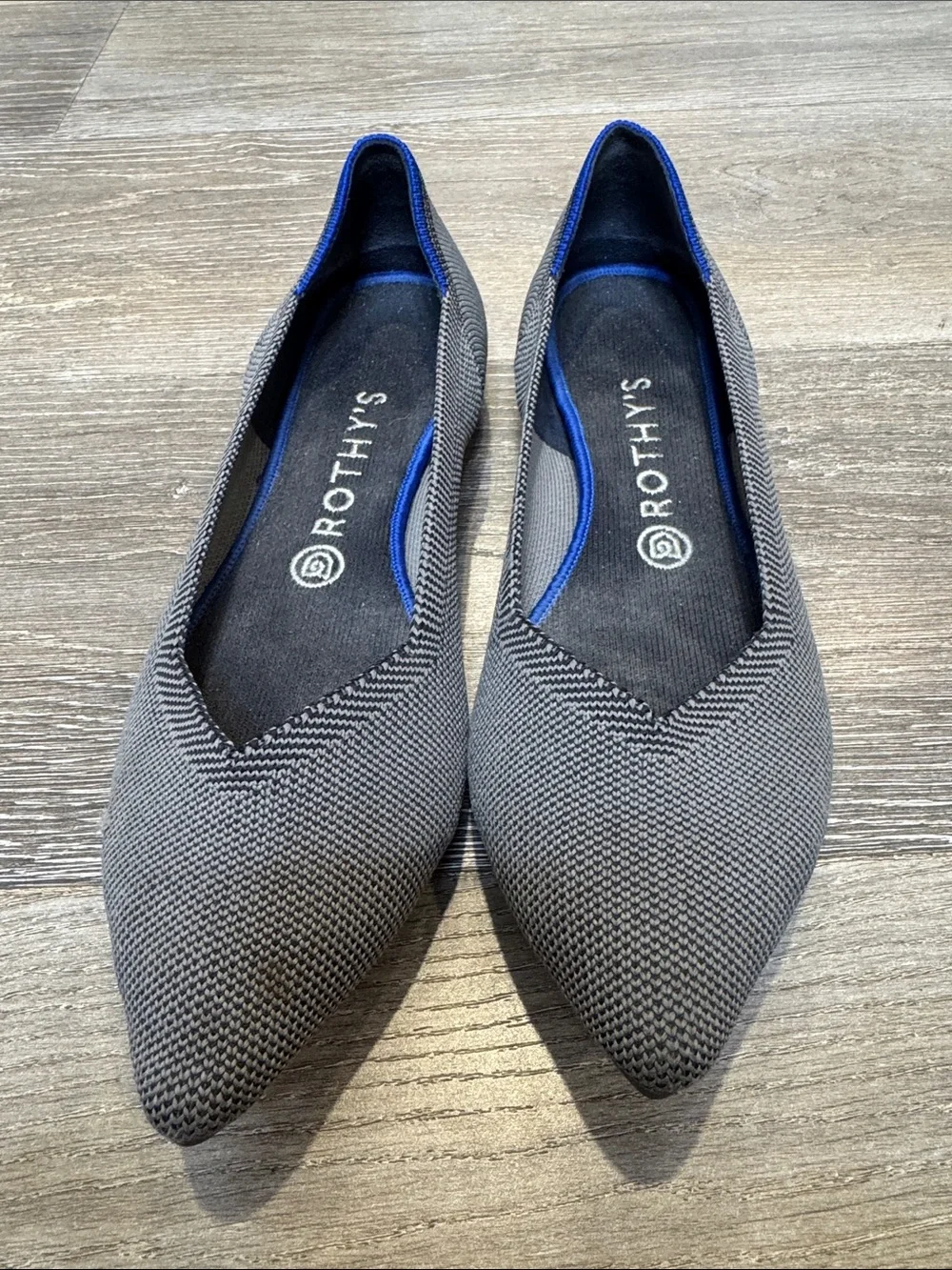 Rothy's Pointed Toe Knit Flats in Gray with Blue Trim